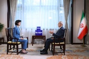 Pezeşkiyan: Zorbalığa asla boyun eğmeyiz