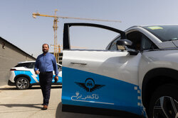 آقامیری: مجوز واگذاری تاکسی‌های برقی صادر شد