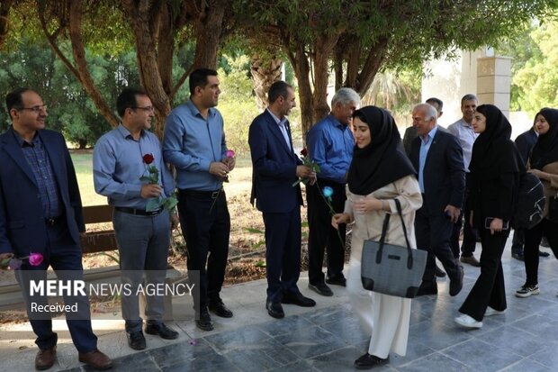 آئین استقبال از دانشجویان در بوشهر برگزار شد آئین استقبال از دانشجویان در بوشهر برگزار شد