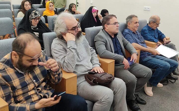 «ایرانِ ادبیات» رور پله پایانی ایستاد