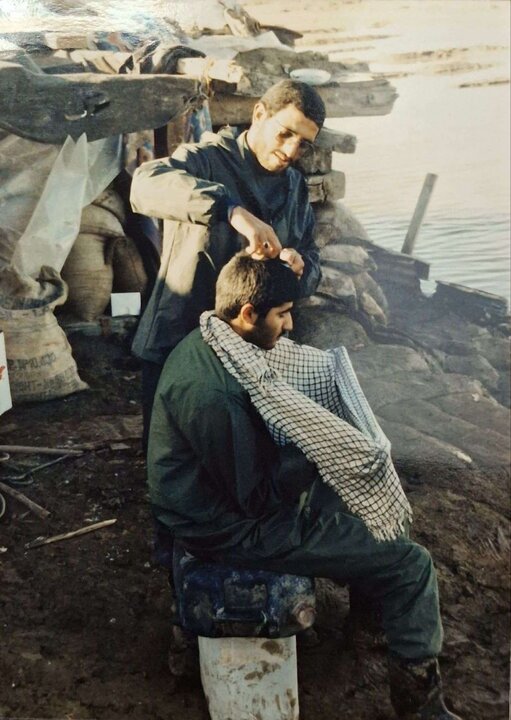 از ایستادگی ۱۰۰ نفر مقابل ۷۰۰ تانک تا غواصان بی‌ادعا