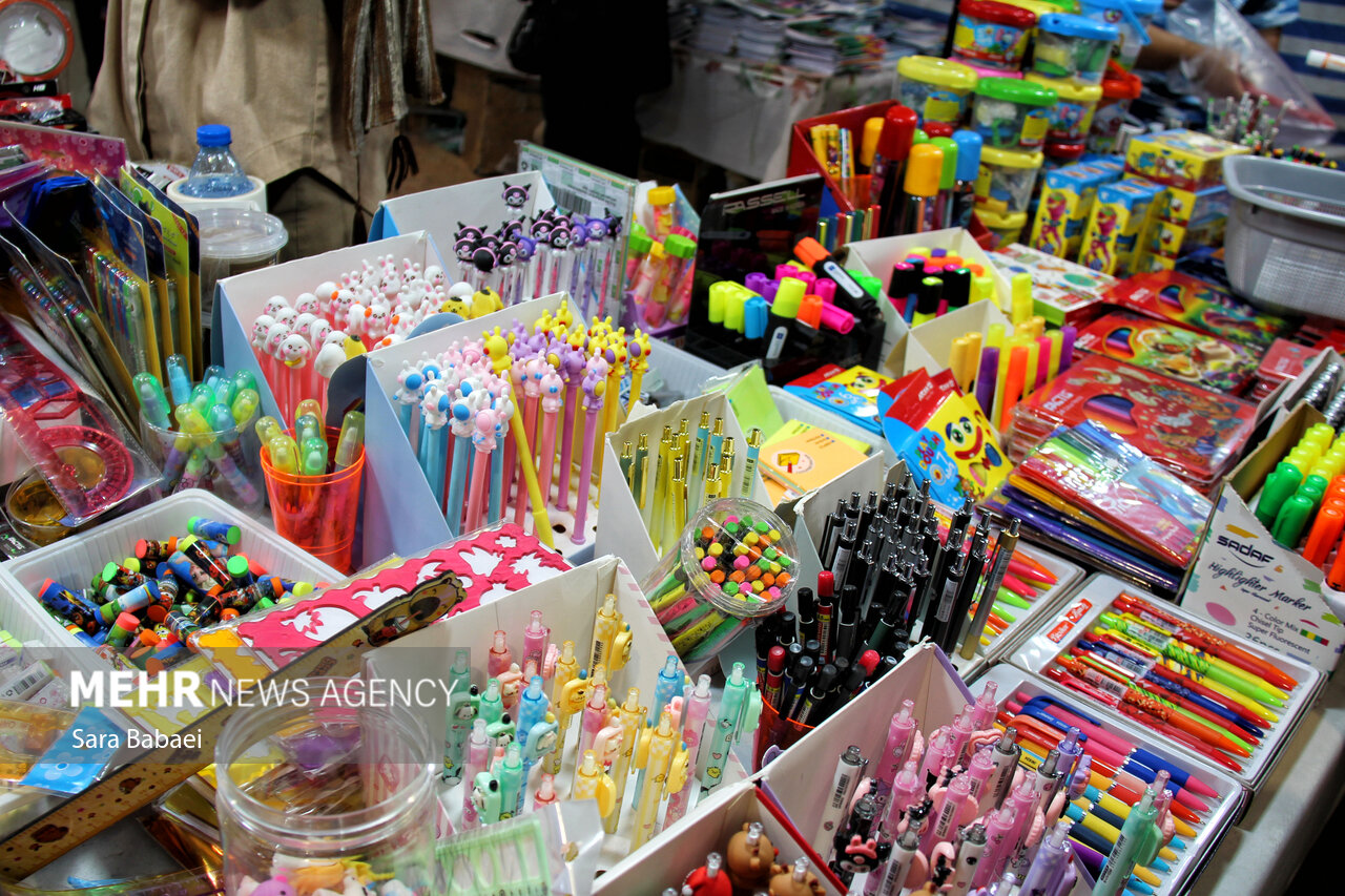 دفتر و مداد هم لوکس شد؛ آه سنگین والدین کرمانشاهی در آستانه مهر