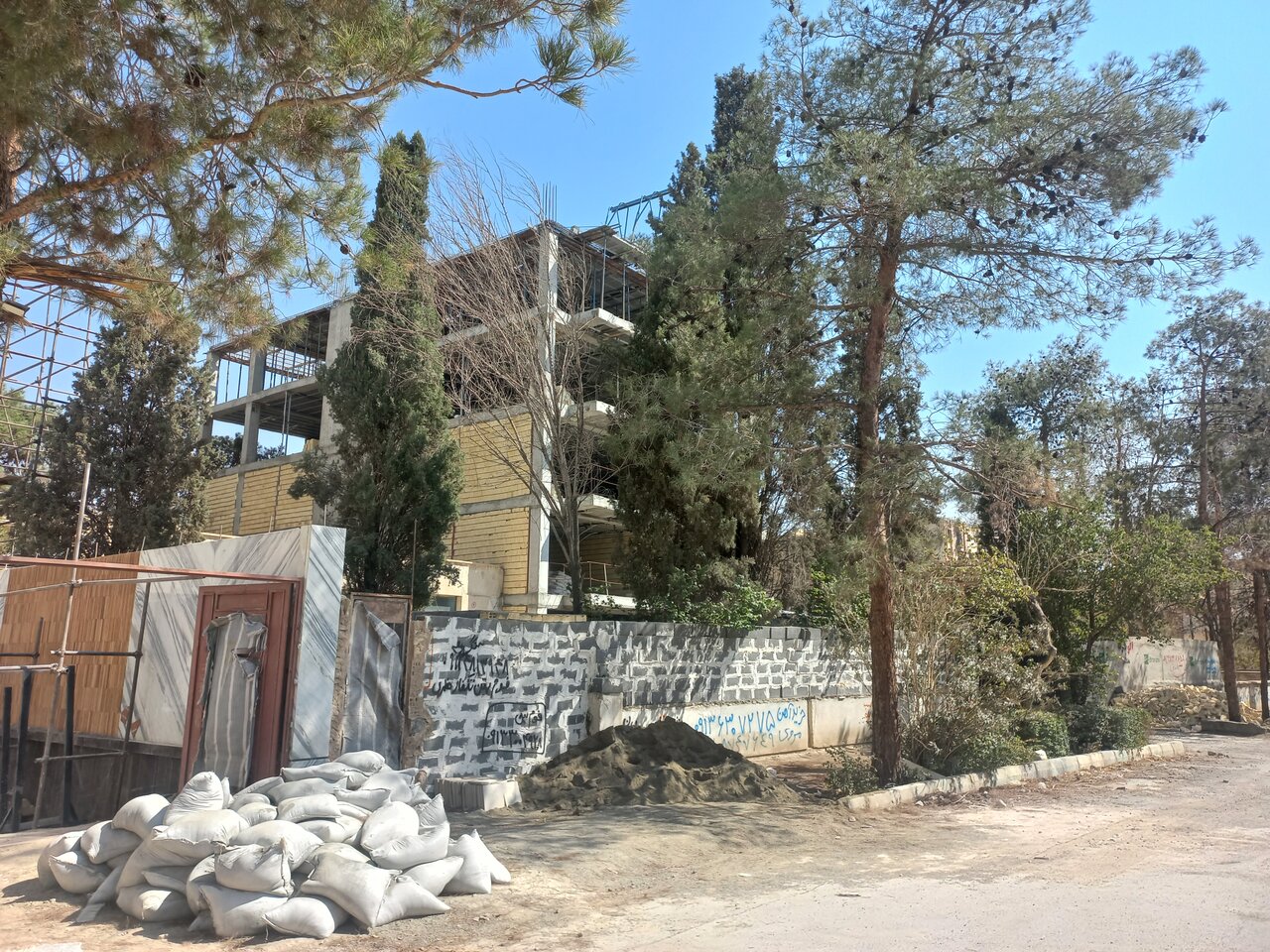 شهرک نیروی هوایی اصفهان؛ از شایعه فرونشست تا واقعیت فرسودگی