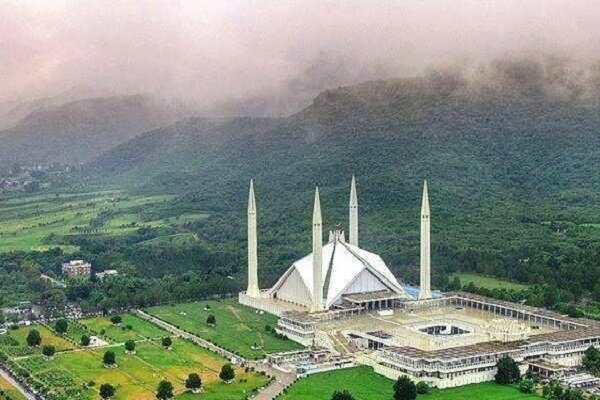 مسجدی با الهام از ساختار خیمههای بادیهنشین و خطوط هندسی کعبه