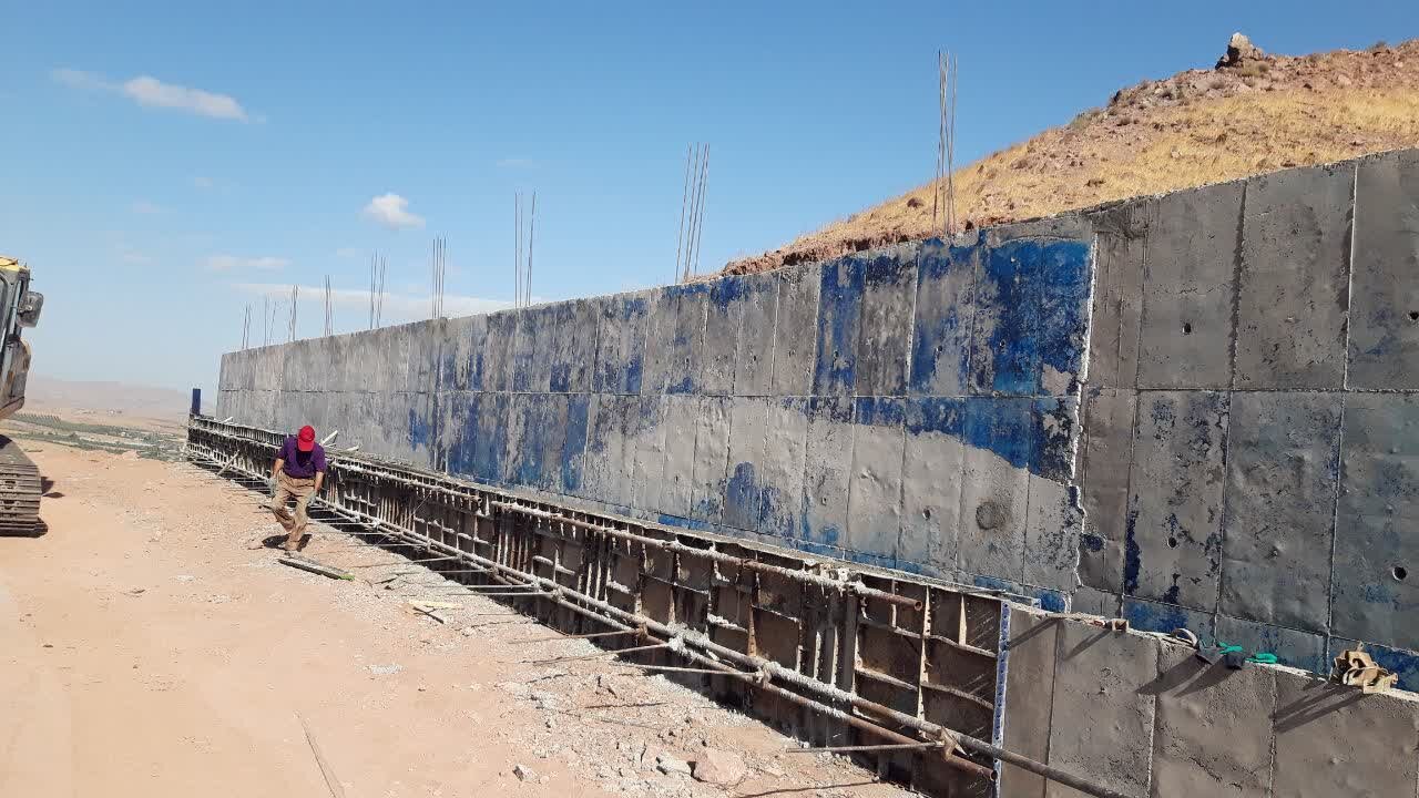 تاکید فرماندار رودبار بر تسریع در تامین آب شرب سیاه تپه لوشان تاکید فرماندار رودبار بر تسریع در تامین آب شرب سیاه تپه لوشان