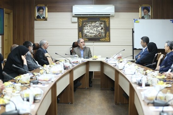 پیشنهاد استقرار داروخانه سرپایی در بیمارستان ها