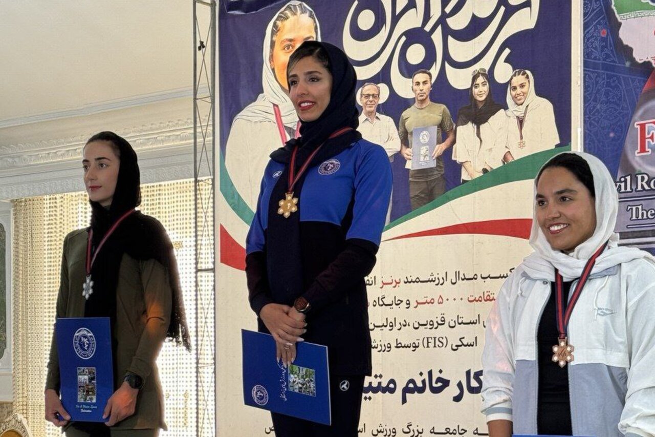 طلای ملی برای بانوی خراسانی در لیگ رولر اسکی کشور طلای ملی برای بانوی خراسانی در لیگ رولر اسکی کشور