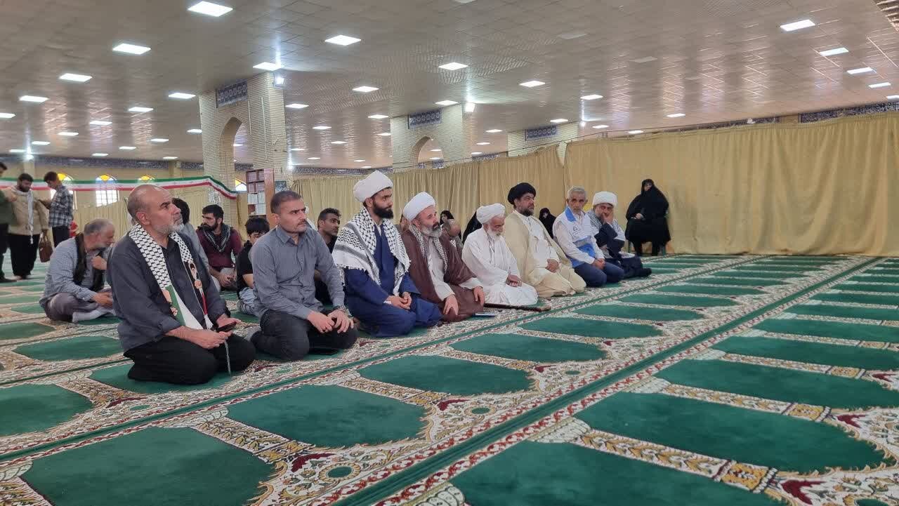 کاروان «یاران صمود»  در گناوه حضور یافت