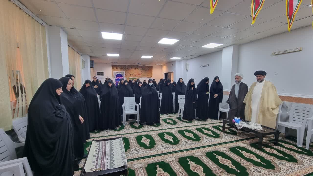 طلاب سربازان امام زمان (عج) در مکتب امام صادق (ع) هستند