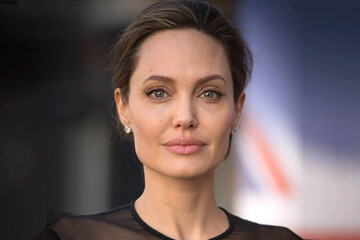 آنجلینا جولی: دیگر کشورم را به رسمیت نمی‌شناسم