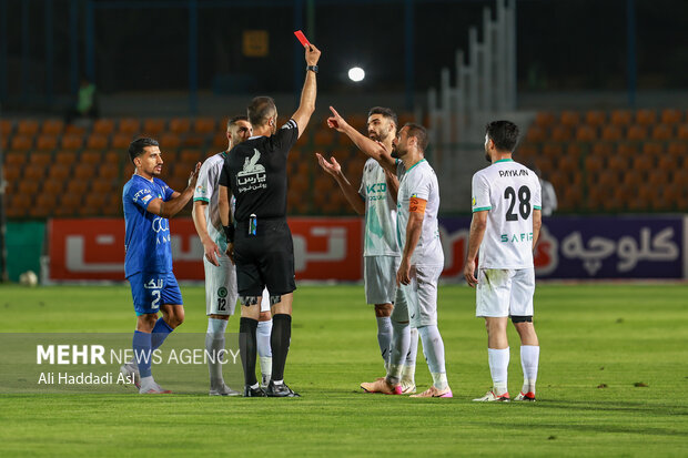 لیگ برتر فوتبال؛ استقلال - پیکان