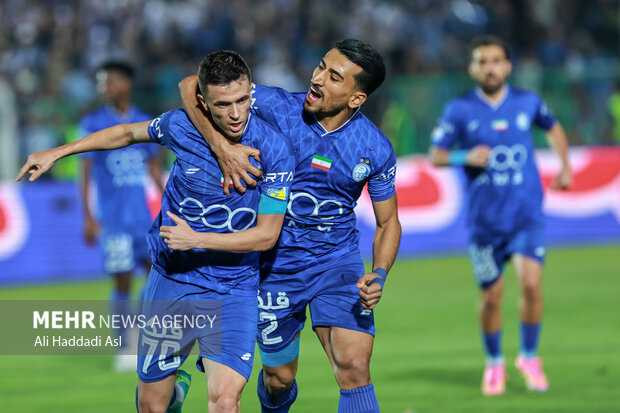 لیگ برتر فوتبال؛ استقلال - پیکان 19
