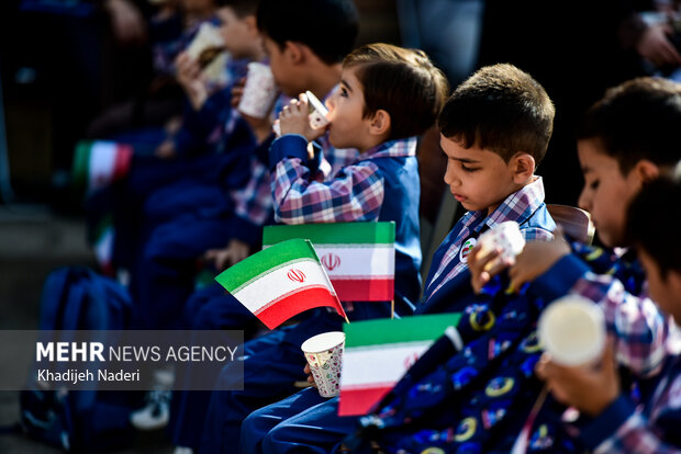 آیین جشن شکوفه ها در اصفهان