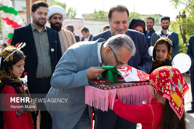 جشن شکوفه ها در گلستان