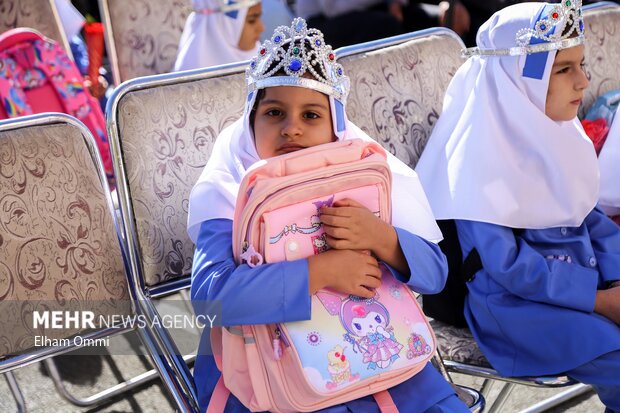 جشن شکوفه ها در سنندج