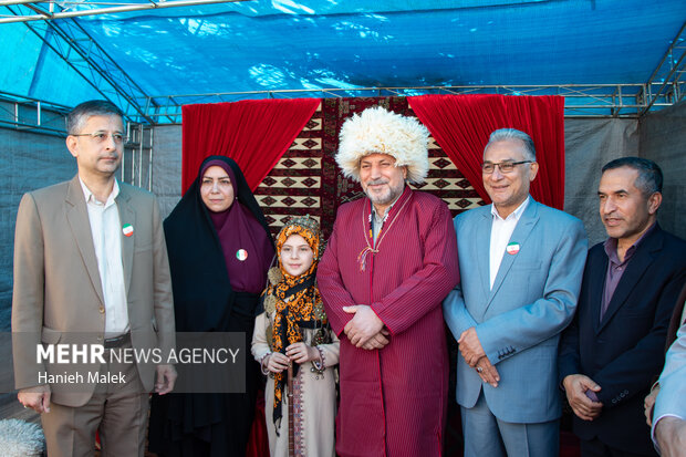 جشن شکوفه ها در گلستان