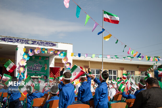 جشن شکوفه ها در گلستان