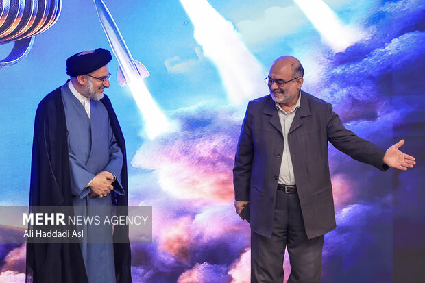 مراسم رونمایی از مجموعه مستند رادیویی موج حقیقت