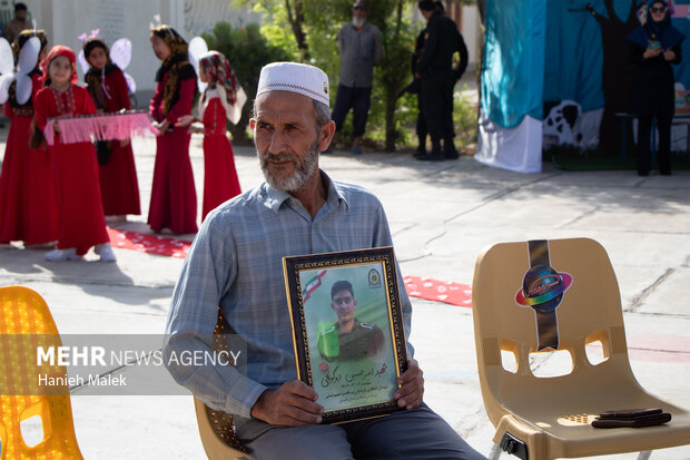 جشن شکوفه ها در گلستان
