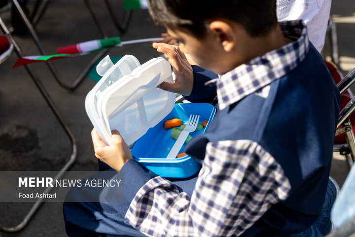 بدء العام الدراسي الجديد في ايران
