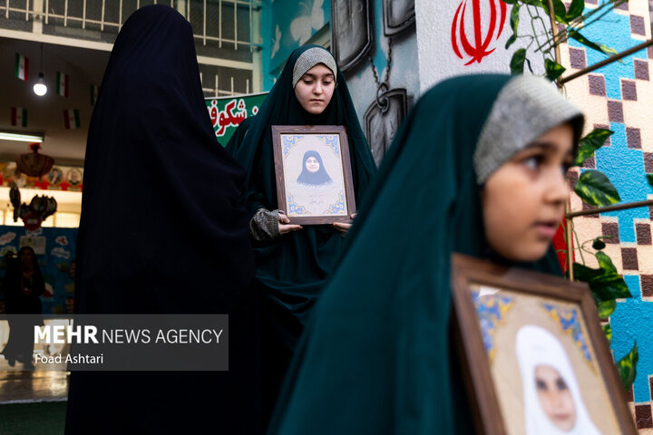 بدء العام الدراسي الجديد في ايران