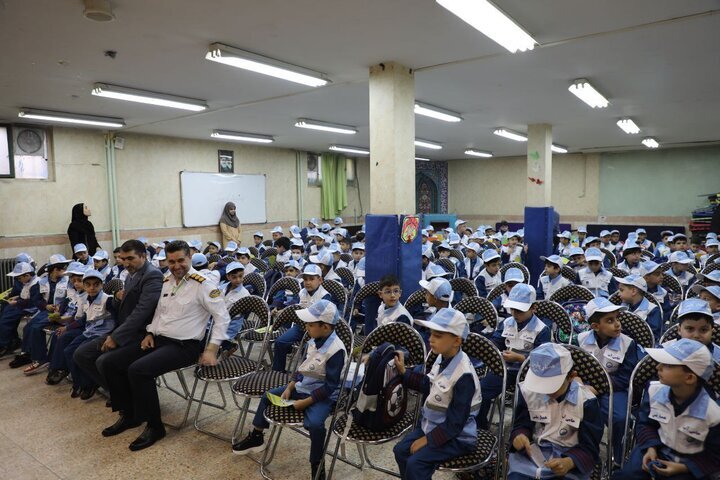 بدء العام الدراسي الجديد في ايران