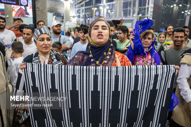 استقبال پرشور از تیم ملی کشتی فرنگی پس از قهرمانی در جهان