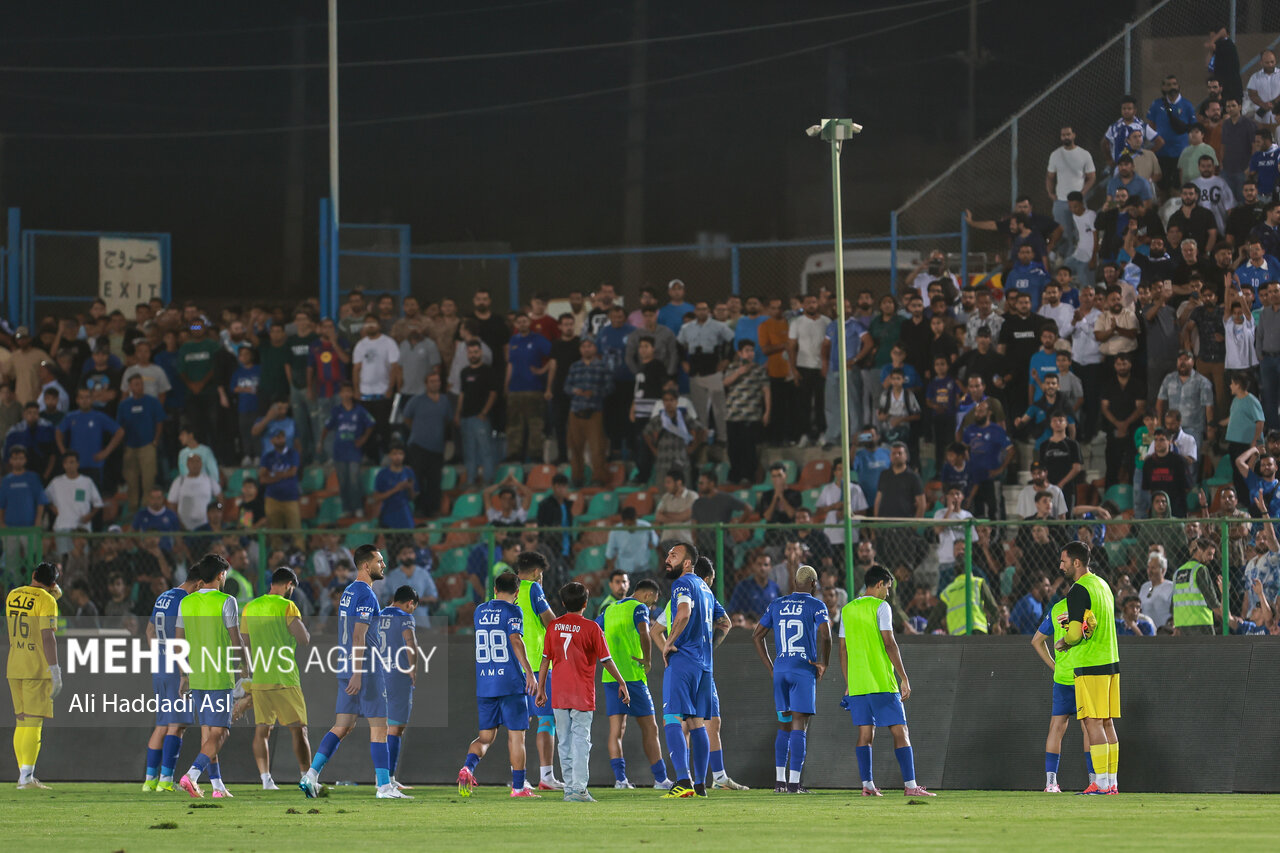 اشتباهاتی که به استقلال لطمه زد؛ نباید از فضای مجازی بازیکن میگرفتند