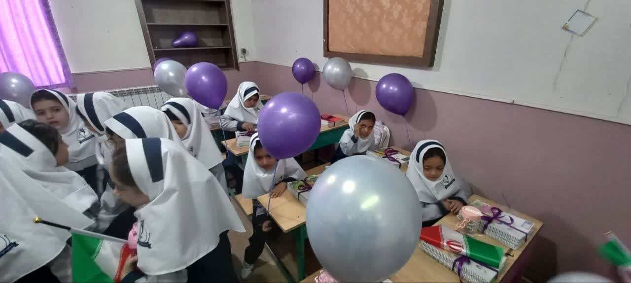 جشن باشکوه شکوفه‌ها؛ آغاز سفر علم برای ۳۵۰ نوآموز اردستانی