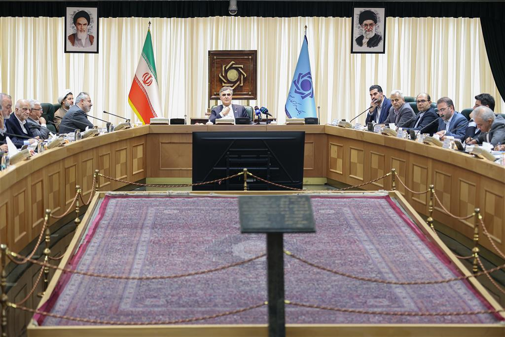 چراغ سبز بانک مرکزی به سرمایه‌گذاران خارجی برای فروش طلا در بورس کالا