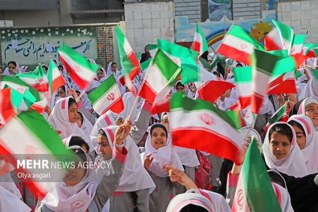 زنگ آغاز سال تحصیلی در گلستان به صدا درآمد