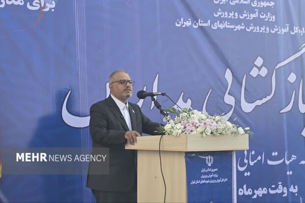 بهارلو: روند دوشیفته شدن مدارس برای نخستینبار در استان تهران متوقف شد