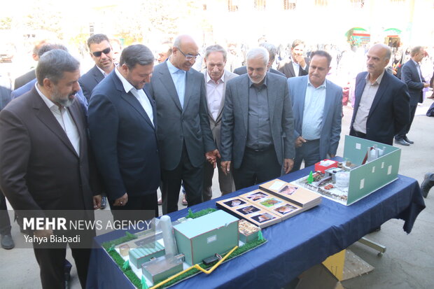 جشن آغاز سال تحصیلی جدید در کرمانشاه
