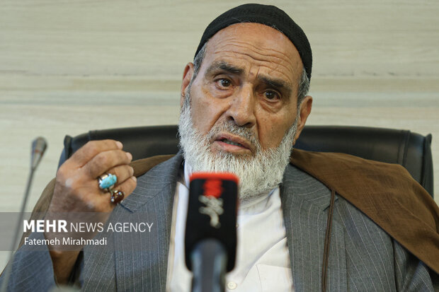 مناسبتسازیهای غیرضروری نباید جای شادی ریشهدار و اصیل را بگیرد