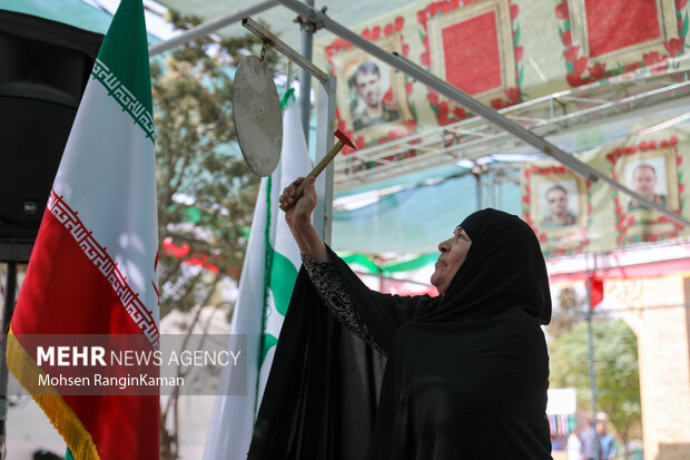 پانزدهمین «زنگ دانش‌آموز شهید» در بهشت زهرا (س)