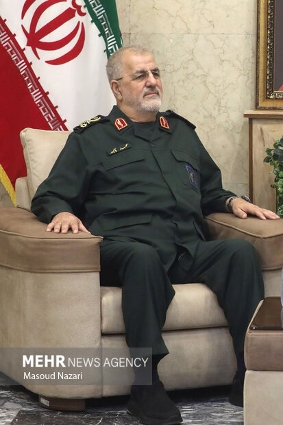 دیدار فرمانده کل سپاه با فرمانده کل ارتش