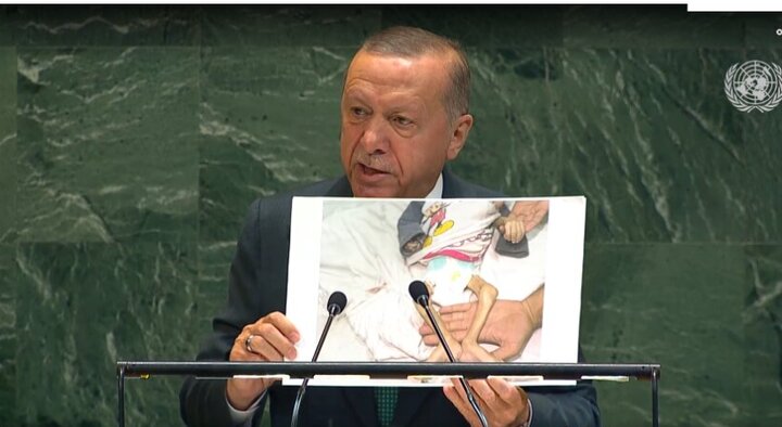 Erdoğan: İsrail bölge barışını tehdit ediyor