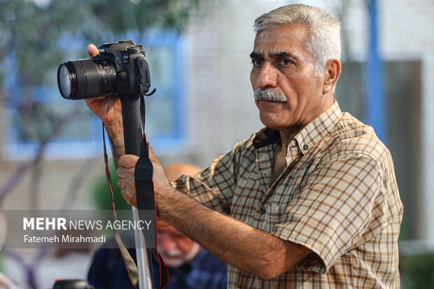 گردهمایی عکاسان عرصه دفاع و مقاومت