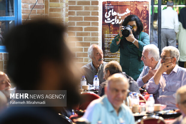 گردهمایی عکاسان عرصه دفاع و مقاومت