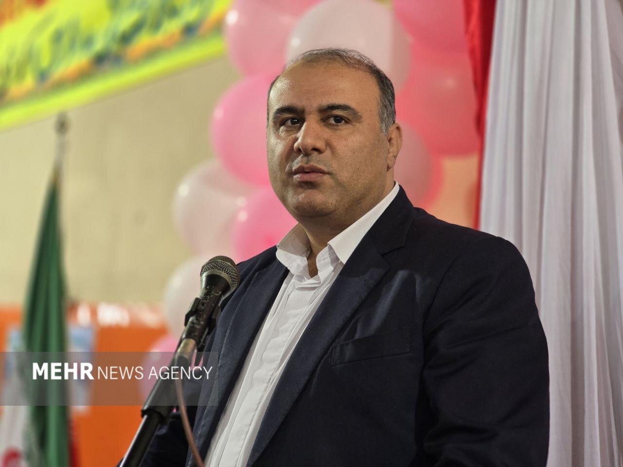 گلشن: اعتماد به جوانان و بدنه دانشگاهی موتور محرک پیشرفت کشور است گلشن: اعتماد به جوانان و بدنه دانشگاهی موتور محرک پیشرفت کشور است