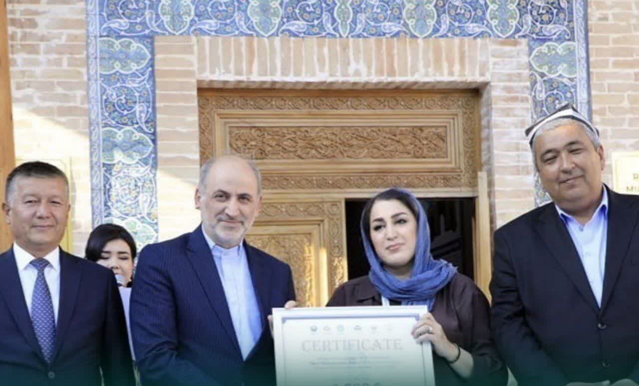 زهرا اصلانی منتخب ماهرترین زن سفالگر مجمع جهانی سفالگران شد
