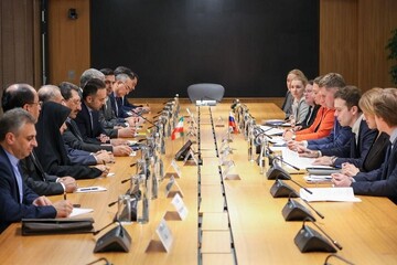 Bakan Atabek, Rusya Ekonomik Kalkınma Bakanı ile görüştü