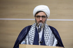 عزت زمانی: هویت ایران اسلامی قابل تفکیک از هویت ملی نیست