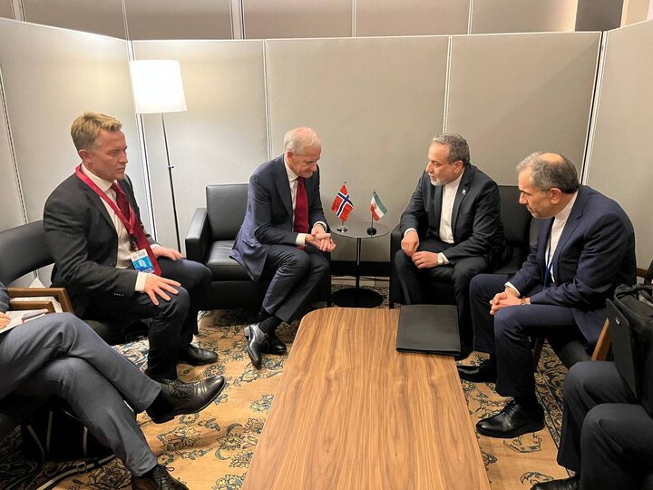 Bakan Erakçi'nin New York'ta ikili temasları sürüyor