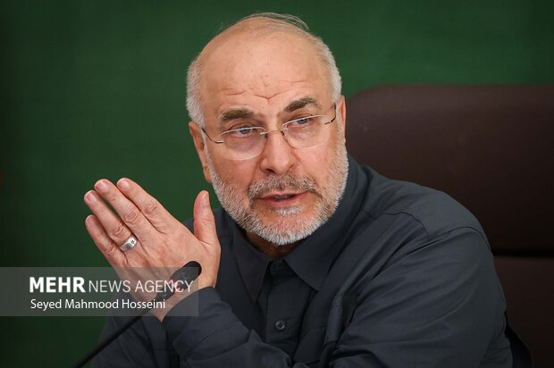 خیابان را رها نکنید؛ موشک، خیابان و تنگه گلوی دشمن را فشرده است