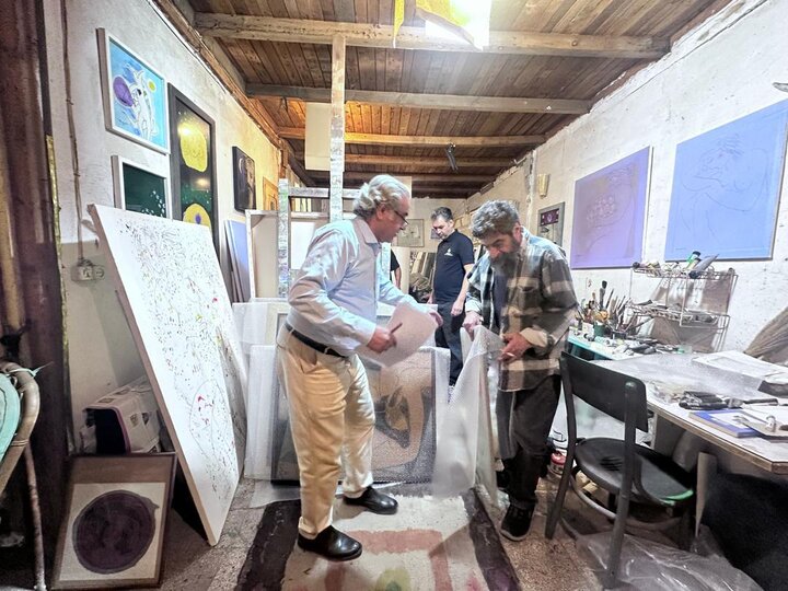 بهرام دبیری برخی آثارش را به موزه هنرهای معاصر تهران اهدا کرد