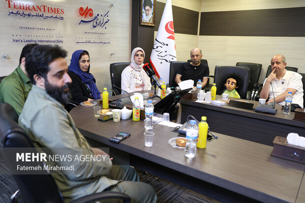 نشست خبرگزاری مهر با بازیگران و عوامل مجموعه عروسک خانه