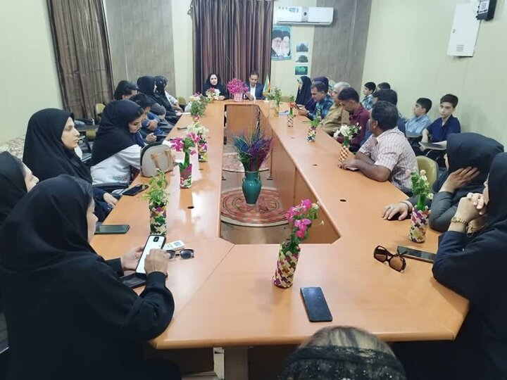 کارگاه توانمندسازی مدیران تشکلهای زیست محیطی گناوه و دیلم برگزار شد
