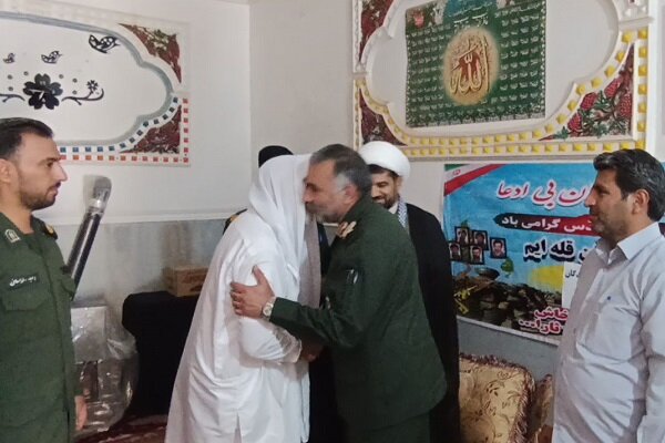 دیدار با خانواده های شهید، رزمنده و جانبازان اهل سنت خاش صورت گرفت