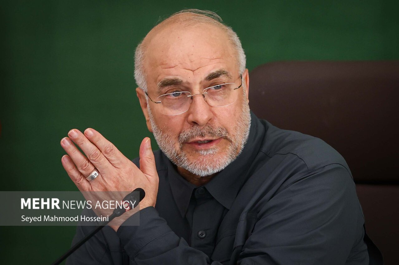 خیابان را رها نکنید؛ موشک، خیابان و تنگه گلوی دشمن را فشرده است